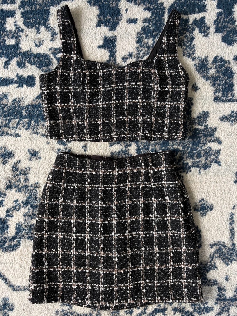 Abercrombie & Fitch Cropped Tank (XS) + Skirt/Skort (XXS) Set